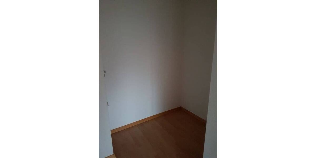 Gewerbeobjekt Duisburg Hochheide - 2 Zimmer, 68 m&sup2;, 680&euro; | Angebot:25727064