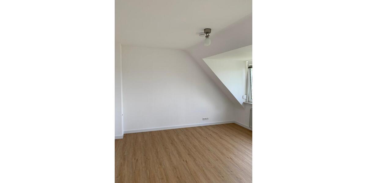 Dachgeschoßwohnung Kempen - 2 Zimmer, 43 m&sup2;, 144.000&euro; | Angebot:25418192