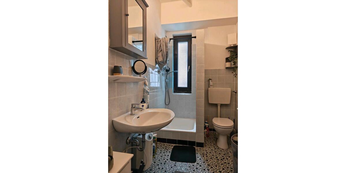 Etagenwohnung Düsseldorf Stadtbezirk 3 - 1 Zimmer, 29 m&sup2;, 380&euro; | Angebot:25922831