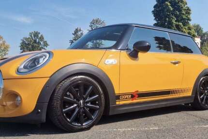 Mini Cooper S 153.000 km 10.990 &euro; Düsseldorf 40468