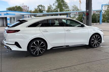 Kia pro ceed / ProCeed 89.500 km 16.700 &euro; Meerbusch 40667