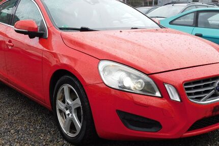 Volvo S60 296.532 km 4.499 &euro; Mülheim 45473