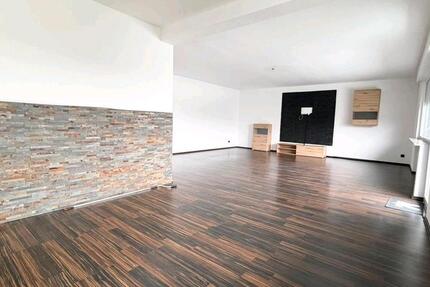 Wohnung Hilden - 3 Zimmer, 120 m&sup2;, 1.500&euro; | Angebot:26005068