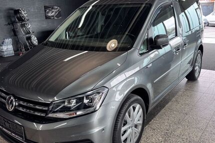 VW Caddy 88.600 km 24.999 &euro; Oberhausen 46145