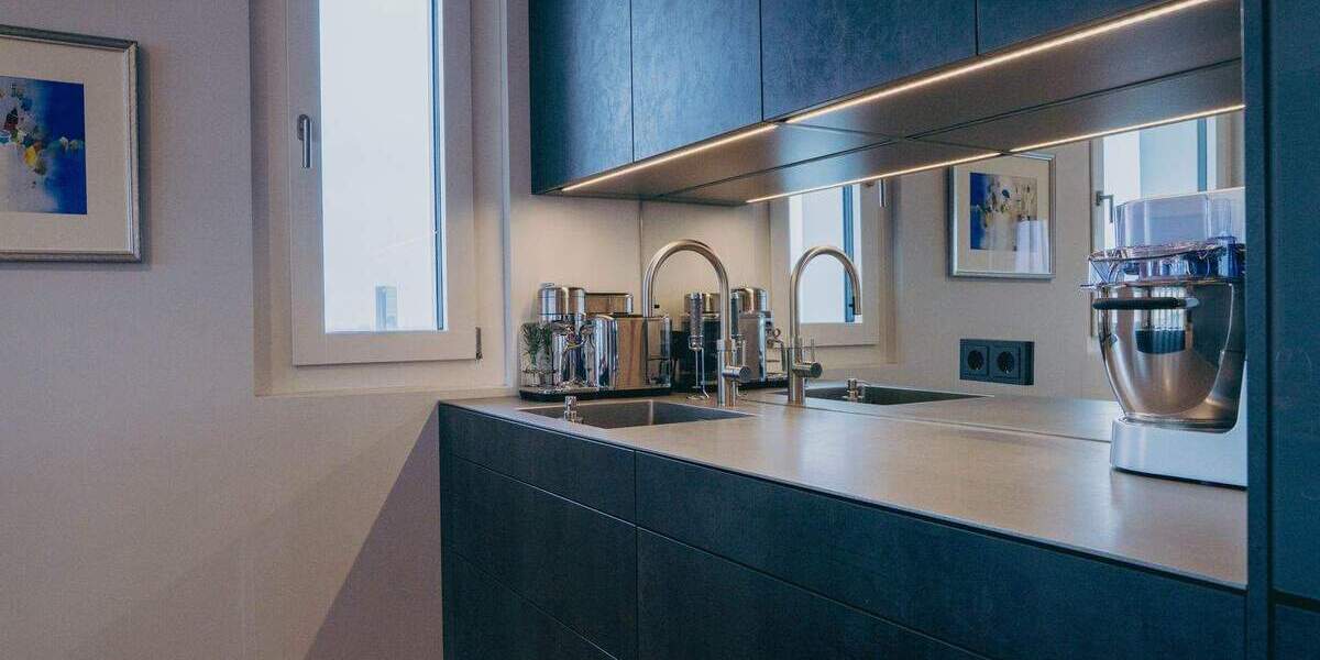 Etagenwohnung Düsseldorf Düsseltal - 4 Zimmer, 129 m&sup2;, 1.250.000&euro; | Angebot:25877193