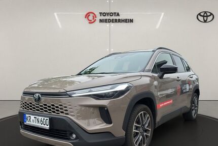 Toyota Corolla Cross 5.000 km 39.885 &euro; Krefeld 47809