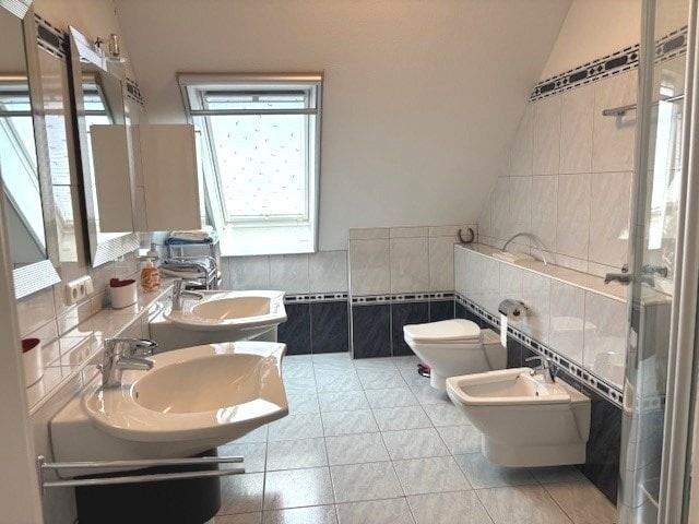 Einfamilienhaus Kempen Tönisberg - 9 Zimmer, 315 m&sup2;, 945.000&euro; | Angebot:25693369