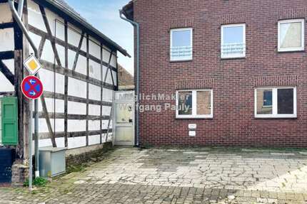 Haus Jüchen-Schaan Schaan - 14 Zimmer, 513 m&sup2;, 408.000&euro; | Angebot:25437016