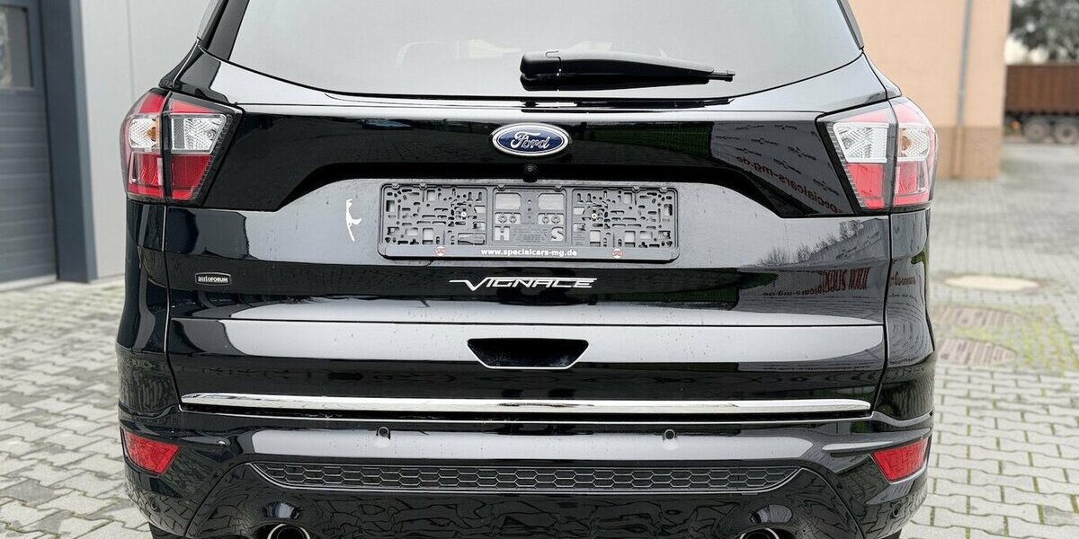 Ford Kuga Vignale / Panorama / Kamera / Keyless GO 34.000 km 21.890 &euro; Mönchengladbach 41066