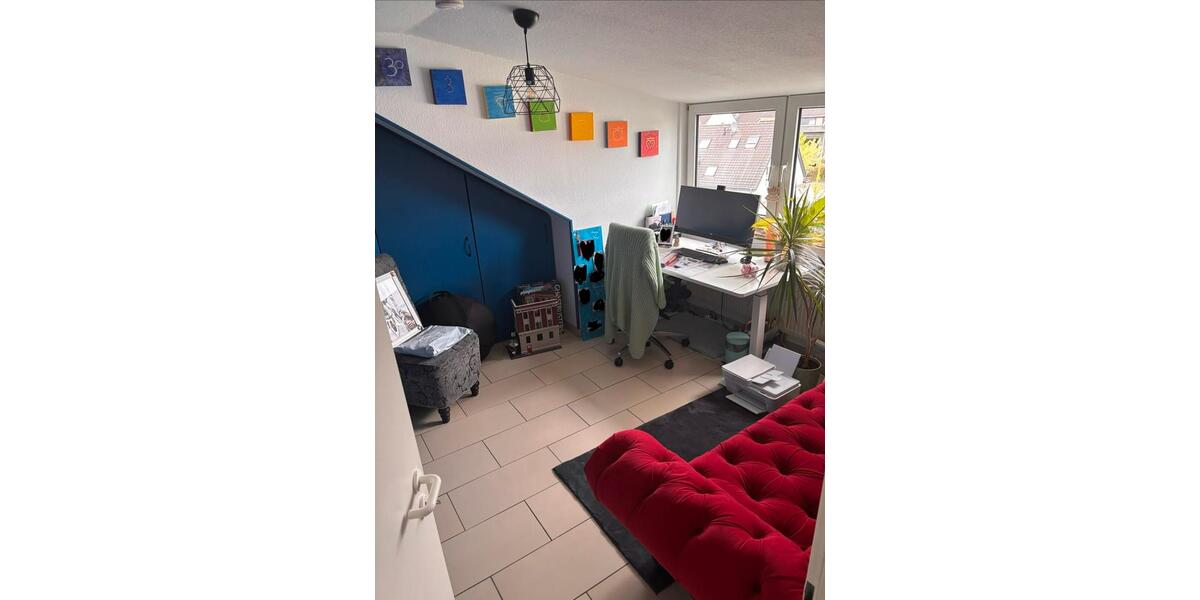 Dachgeschoßwohnung Hilden - 3 Zimmer, 77 m&sup2;, 259.000&euro; | Angebot:26538028