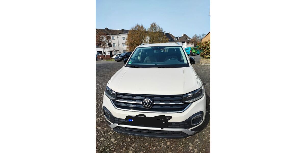 VW T-Cross 61.000 km 17.900 &euro; Mönchengladbach 41179