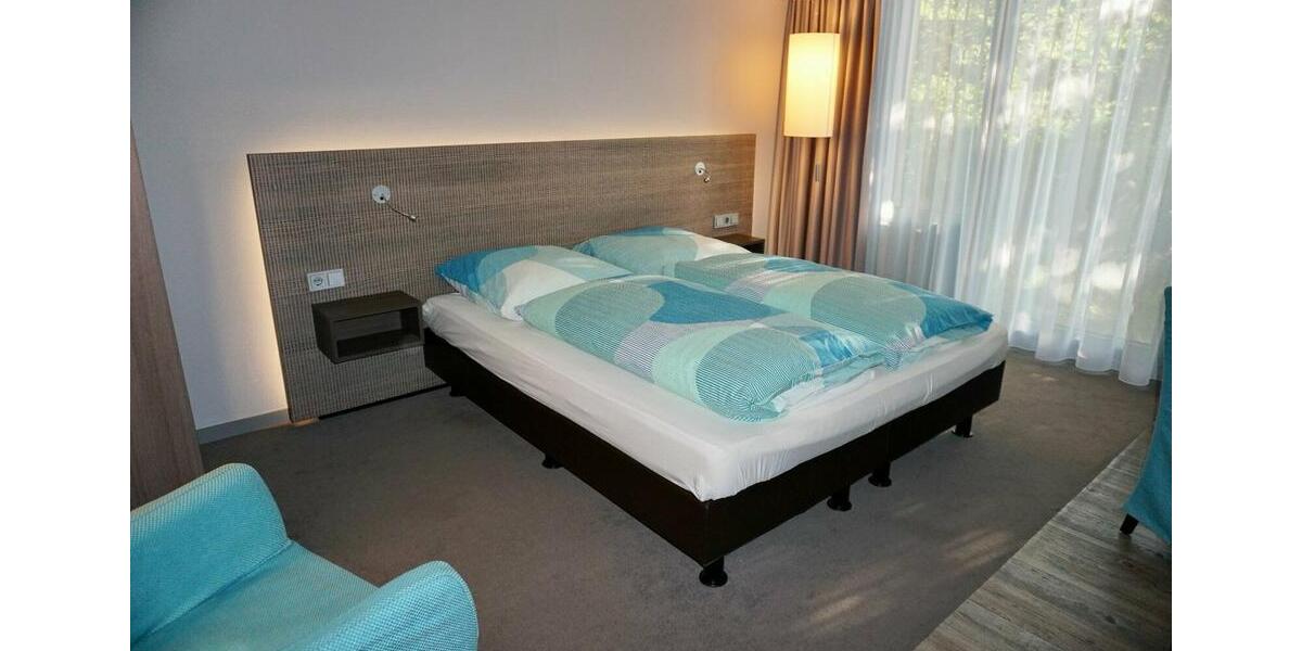 Erdgeschoßwohnung Düsseldorf Stadtbezirk 3 - 1 Zimmer, 24 m&sup2;, 1.100&euro; | Angebot:25616644