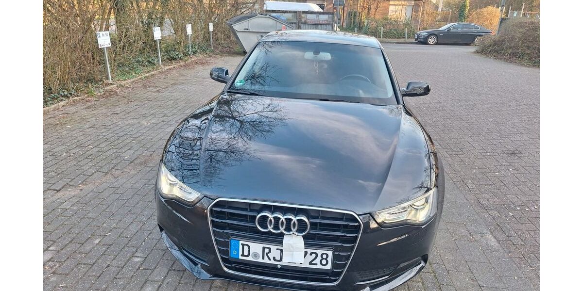 Audi A5 146.000 km 9.950 &euro; Düsseldorf 40229