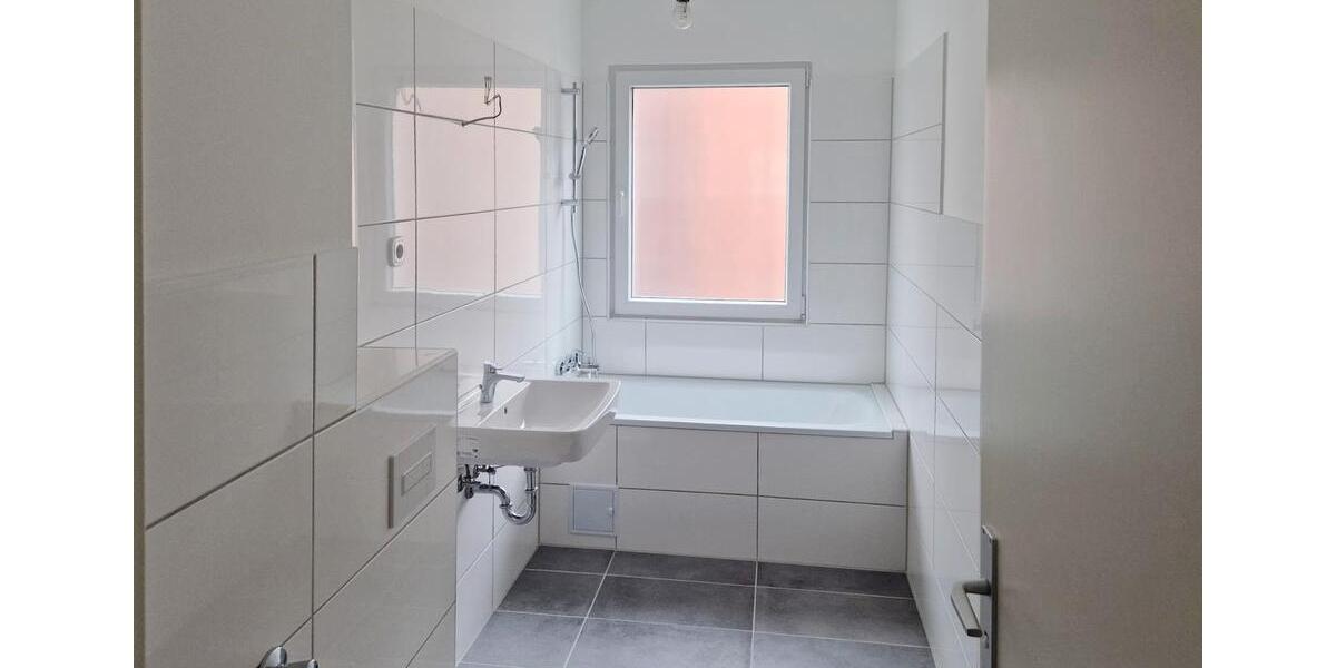 Etagenwohnung Duisburg Hamborn - 4 Zimmer, 94 m&sup2;, 710&euro; | Angebot:26005626