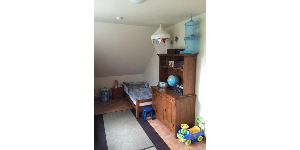 Dachgeschoßwohnung Neukirchen-Vluyn Vluyn - 3 Zimmer, 100 m&sup2;, 1.240&euro; | Angebot:26386911