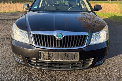 Skoda Octavia 208.000 km 3.750 &euro; Neukirchen-Vluyn (bei Duisburg) 47506