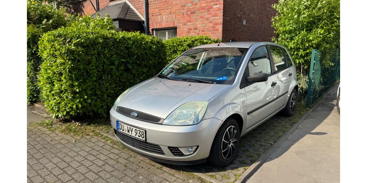 Ford Fiesta 125.506 km 1.750 &euro; Duisburg 47259