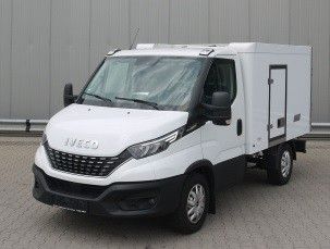 IVECO Andere 330.000 km 27.990 &euro; Neuss 41469