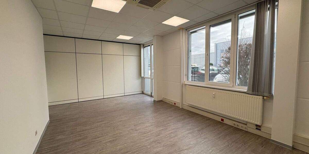 Gewerbeobjekt Willich Münchheide - 7 Zimmer, 246 m&sup2;, 2.460&euro; | Angebot:25769990