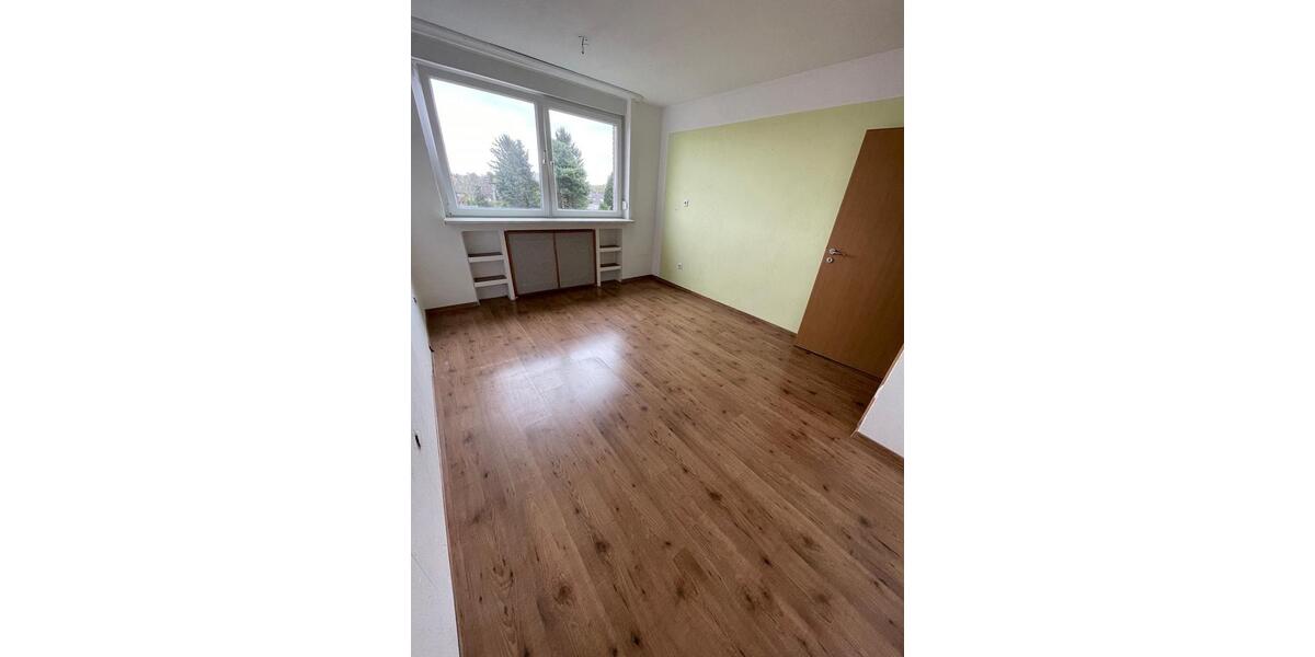 Etagenwohnung Duisburg Hochheide - 3.5 Zimmer, 70 m&sup2;, 169.000&euro; | Angebot:25498383