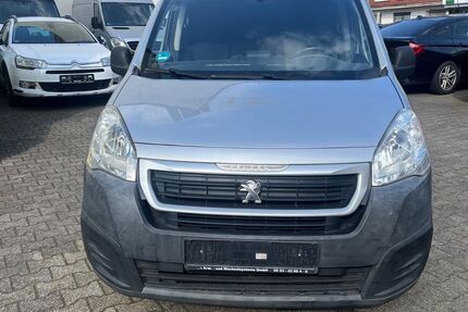 Peugeot Partner 80.216 km 7.900 &euro; Duisburg 47057