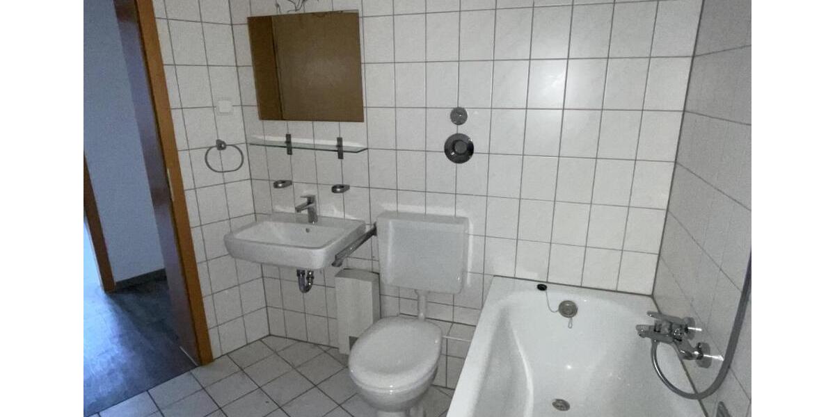 Etagenwohnung Duisburg Beeck - 2 Zimmer, 63 m&sup2;, 489&euro; | Angebot:25857600