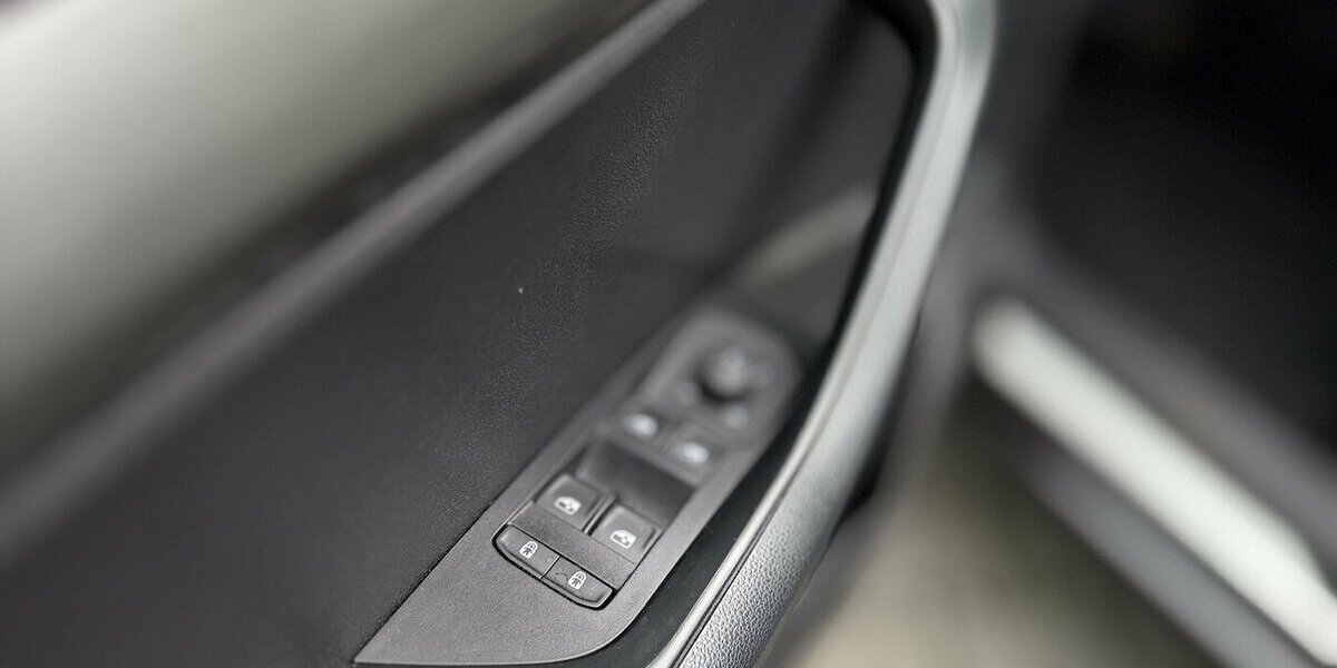 Skoda Karoq Clever/ Kamera / Virtual Cockpit / Keyless 36.000 km 25.400 &euro; Mönchengladbach 41066