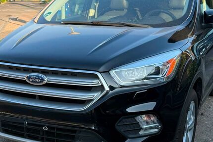 Ford Kuga 65.000 km 11.499 &euro; Krefeld 47802