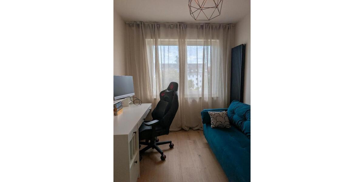 Etagenwohnung Düsseldorf Stadtbezirk 3 - 3 Zimmer, 68 m&sup2;, 1.950&euro; | Angebot:25657875