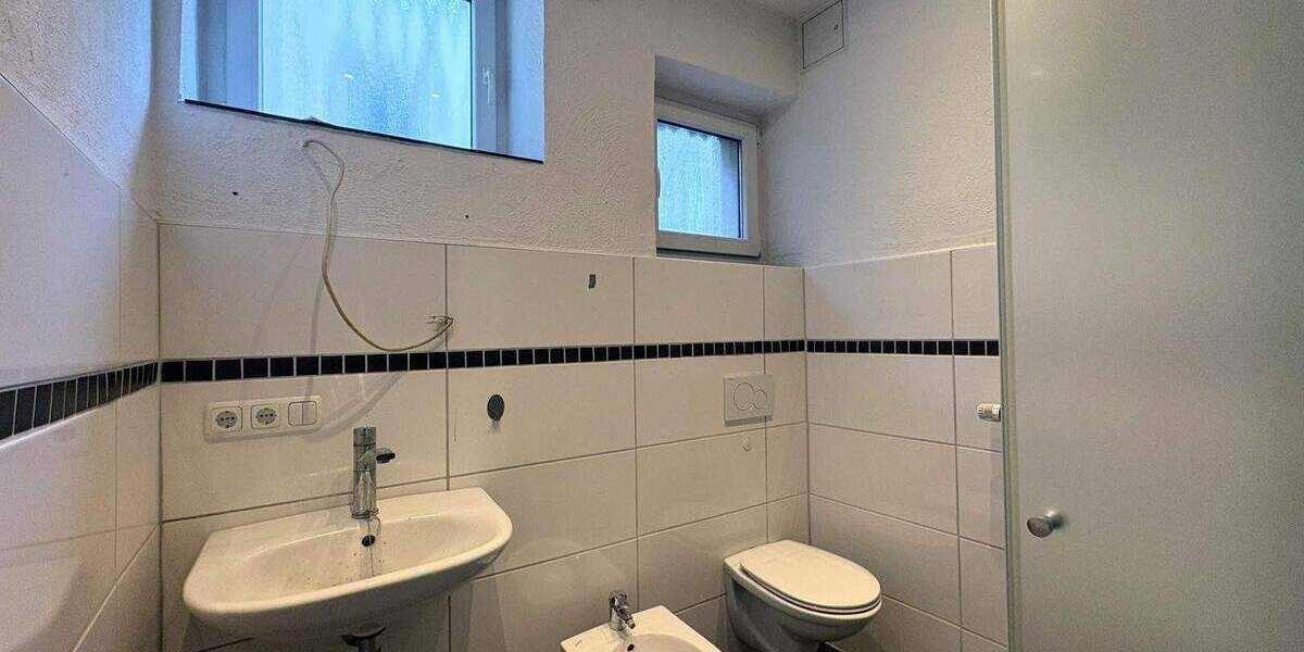 Reihenendhaus Mönchengladbach Waldhausen - 8 Zimmer, 217 m&sup2;, 349.000&euro; | Angebot:25744210