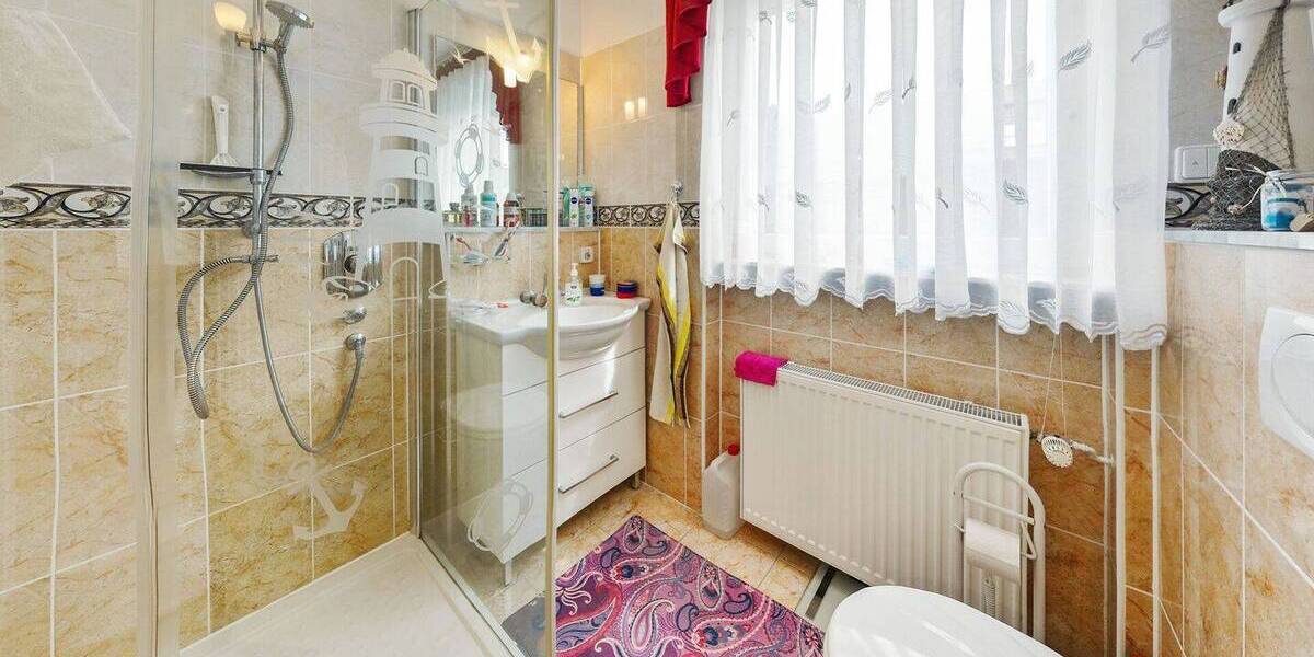 Reihenmittelhaus Neuss Weckhoven - 6 Zimmer, 104 m&sup2;, 399.000&euro; | Angebot:26569359