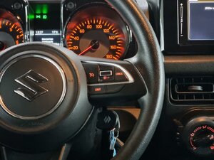 Suzuki Jimny Comfort AllGrip PKW Automatik AHK 53.265 km 32.290 &euro; HAAN 42781