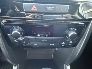 Suzuki Vitara 1.4 Comfort A/T Hybrid +CarPlay+LED+Iso+ 81.468 km 17.890 &euro; Meerbusch 40667