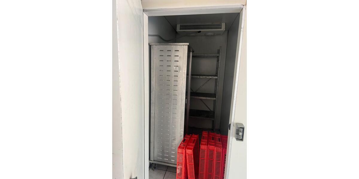 Etagenwohnung Neuss Reuschenberg - 1 Zimmer, 78 m&sup2;, 2.000&euro; | Angebot:26676700