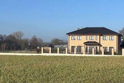 Haus Mönchengladbach Genhodder - 7 Zimmer, 271 m&sup2;, 2.200.000&euro; | Angebot:25837675