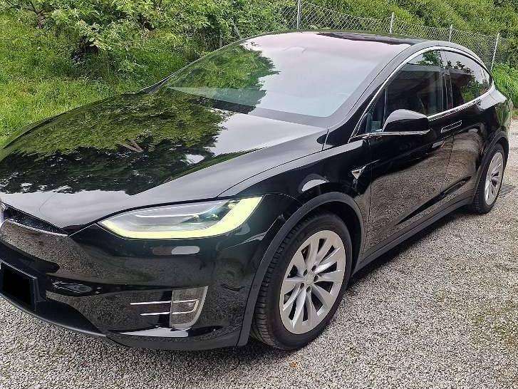 Tesla Model X 93.700 km 45.550 &euro; Duisburg 47167