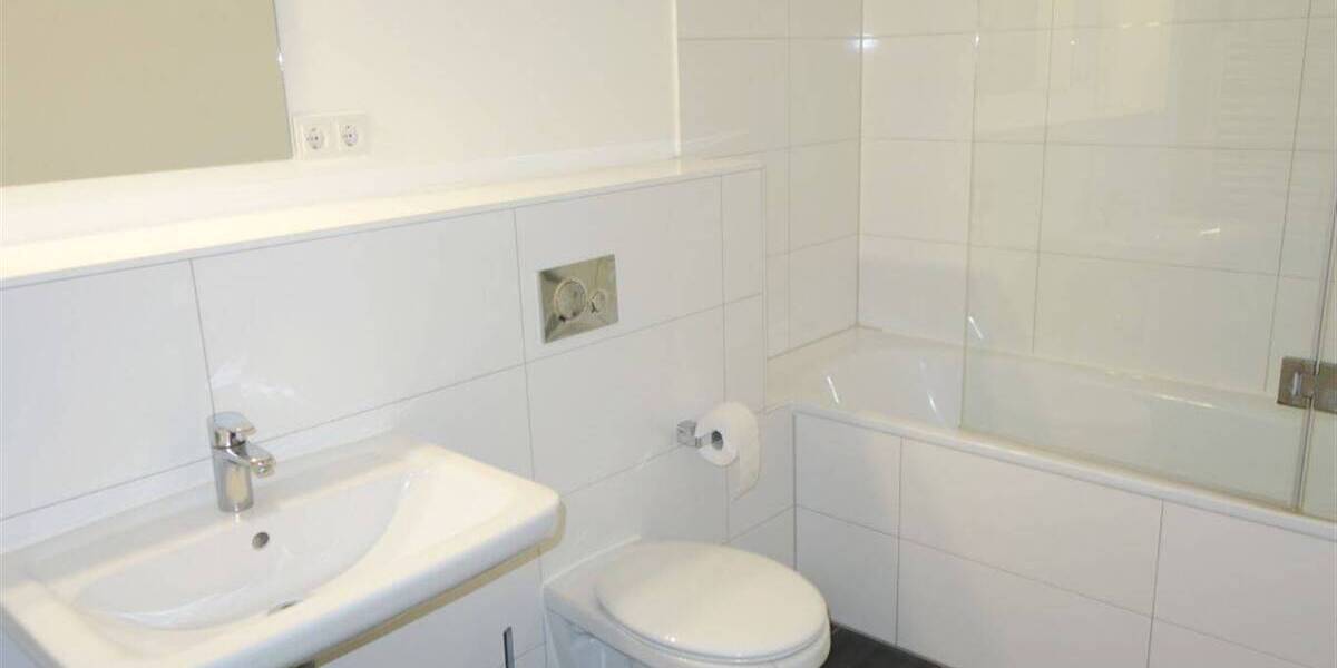 Etagenwohnung Mönchengladbach Stadtmitte - 2 Zimmer, 53 m&sup2;, 714&euro; | Angebot:26094016