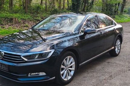 VW Passat 105.400 km 12.400 &euro; Nettetal 41334