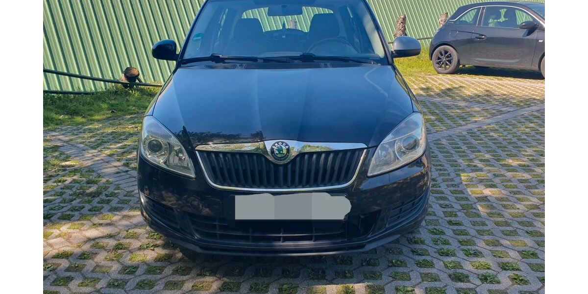 Skoda Fabia 202.000 km 2.200 &euro; Haan 42781