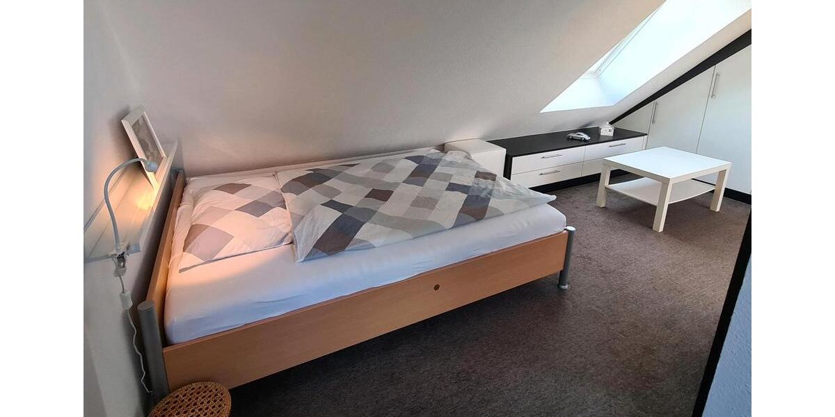 Dachgeschoßwohnung Mettmann - 1 Zimmer, 35 m&sup2;, 410&euro; | Angebot:25551487