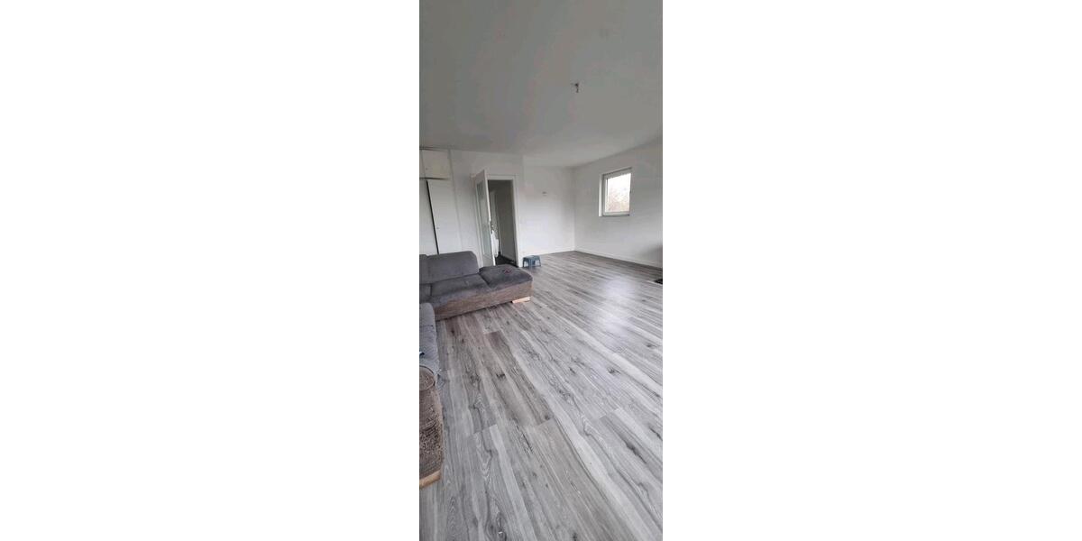 Etagenwohnung Duisburg Mittelmeiderich - 1.5 Zimmer, 49 m&sup2;, 530&euro; | Angebot:25869892