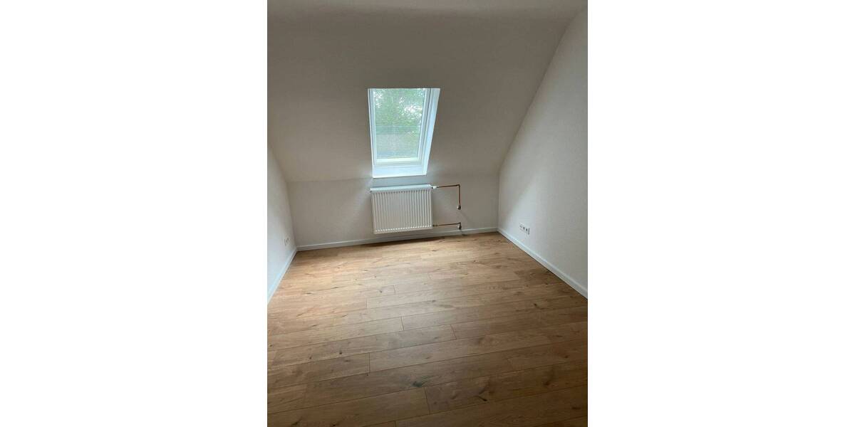 Etagenwohnung Neuss Pomona - 3 Zimmer, 71 m&sup2;, 710&euro; | Angebot:26554648