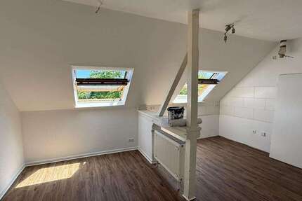 Wohnung Duisburg Hamborn - 3 Zimmer, 92 m&sup2;, 750&euro; | Angebot:27571664