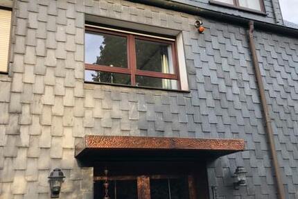 Haus Oberhausen Alsfeld - 7 Zimmer, 200 m&sup2;, 1.800&euro; | Angebot:25993237