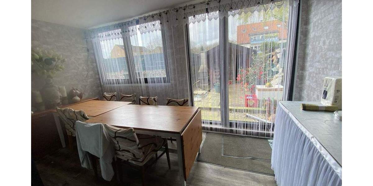 Mehrfamilienhaus, Wohnhaus Neuss Weissenberg - 6 Zimmer, 137 m&sup2;, 530.000&euro; | Angebot:25662243