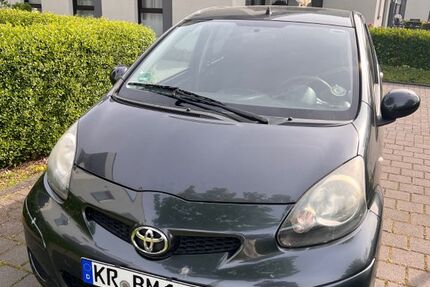 Toyota Aygo (X) 66.000 km 4.500 &euro; Krefeld 47809