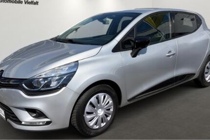 Renault Clio 40.000 km 10.990 &euro; Krefeld 47805