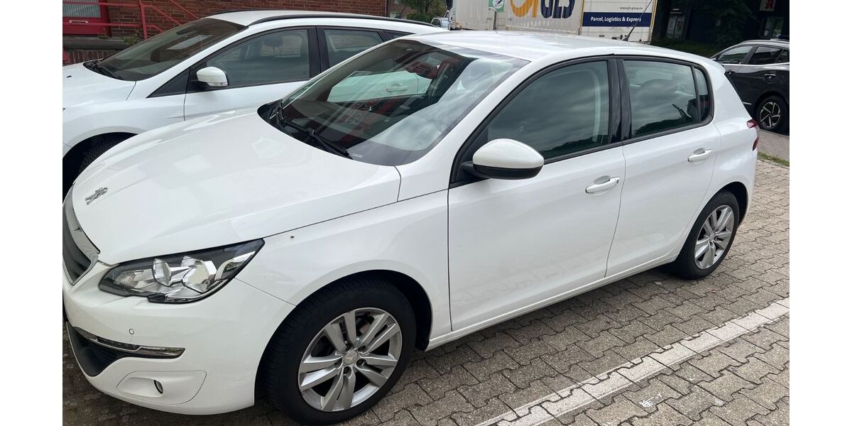 Peugeot 308 141.000 km 6.200 &euro; Neuss 41469