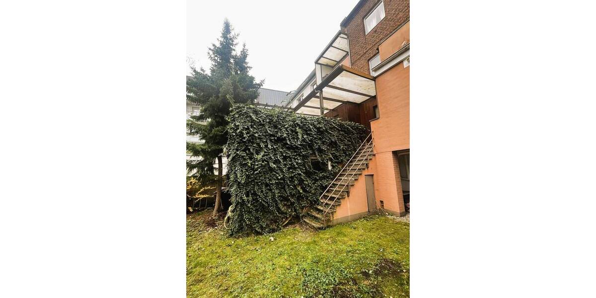 Etagenwohnung Düsseldorf Wersten - 4 Zimmer, 127 m&sup2;, 1.150&euro; | Angebot:26702845