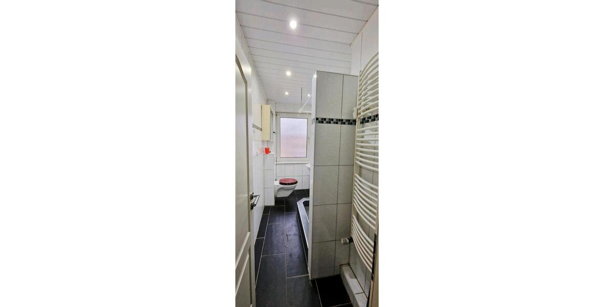 Etagenwohnung Moers - 3.5 Zimmer, 63 m&sup2;, 490&euro; | Angebot:25766914